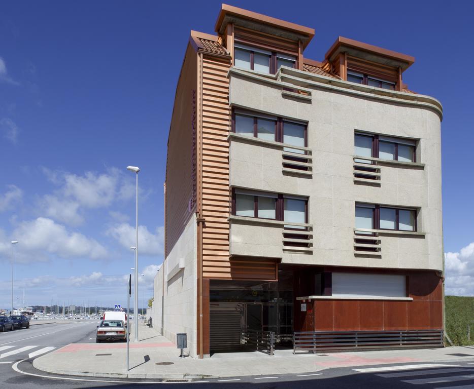 Apartamentos Puerto Basella Villanueva De Arosa Exterior photo